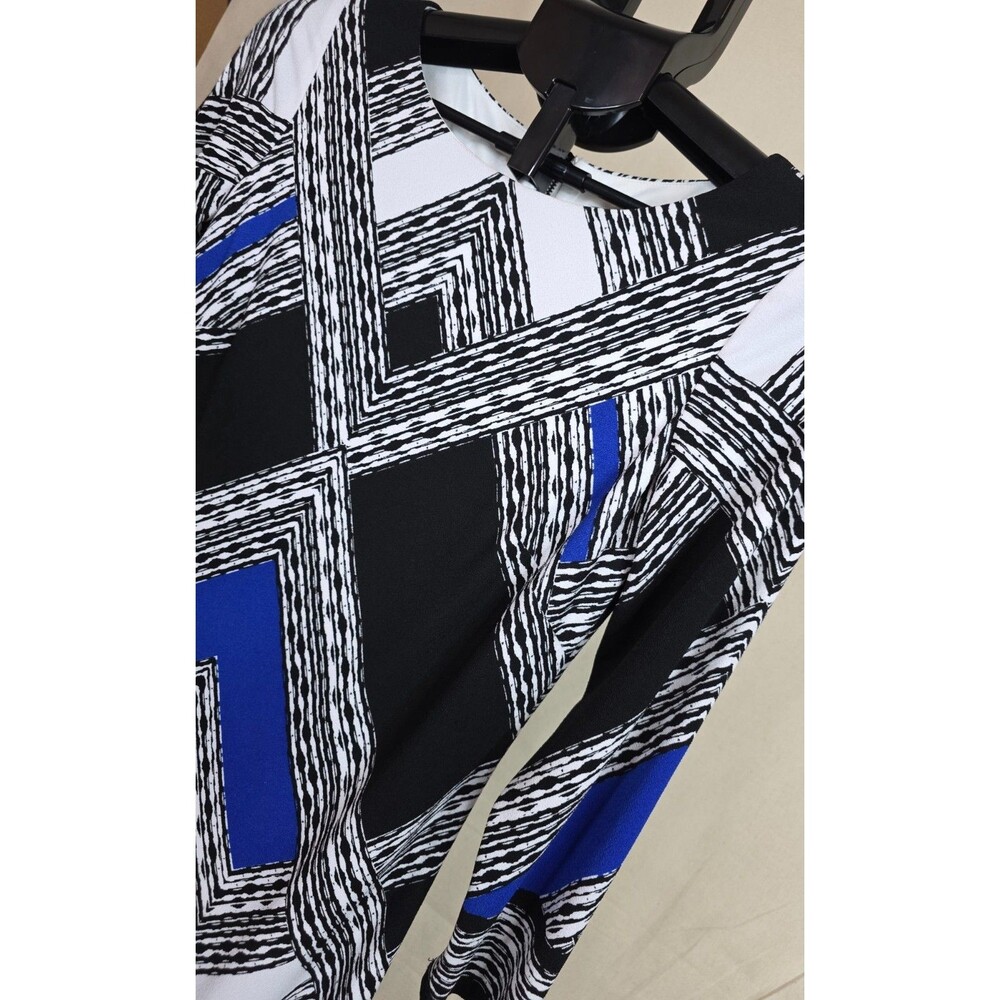 Vince Camuto Geometric Sheath Dress Size 4 Black White & Blue | Boat Neck Lined - Picture 4 of 13